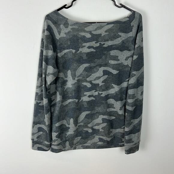 143 Story Sweater - Women's Medium[?] - Picture 5 of 6